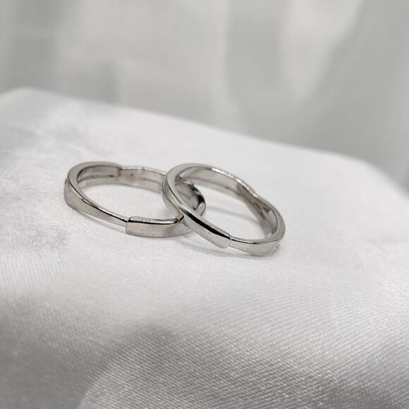 Brand New S925 Silver Couples Rings With Red Raves - Picture 3 of 3